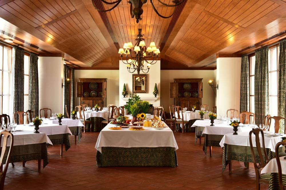 Pousada Convento Vila Viçosa - Historic Hotel
