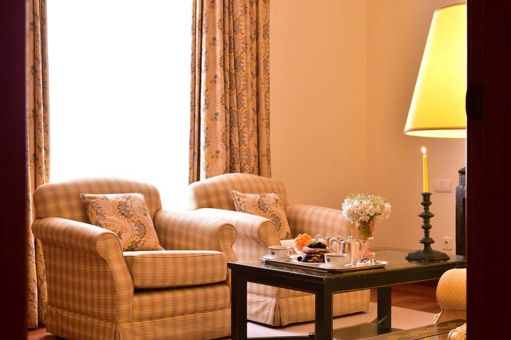 Pousada Convento Vila Viçosa - Historic Hotel